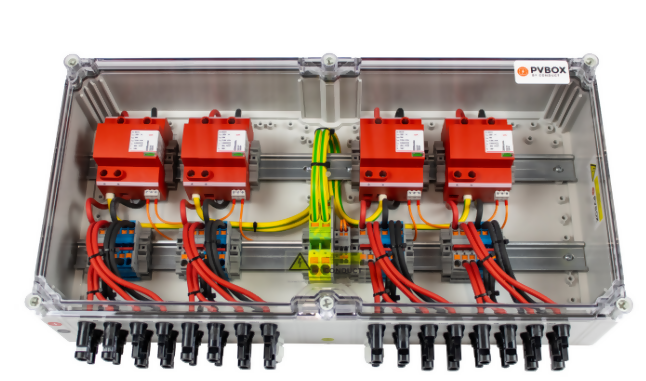 PVbox. 4 MPPT 8 in/8 uit obv MC4. Incl DC Type 1+2 SPD